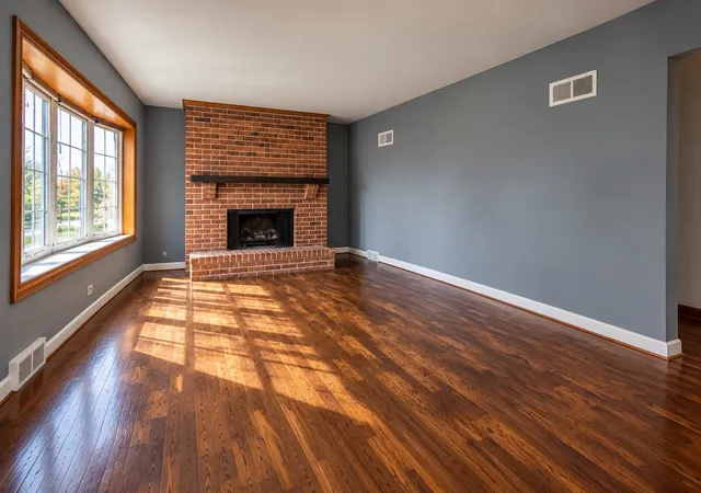 Photo 3 of Single family home for sale at 352 W Graham Ave, Lombard, IL 60148 | MLS# 12766036 | Listing updated on 2026-09-27