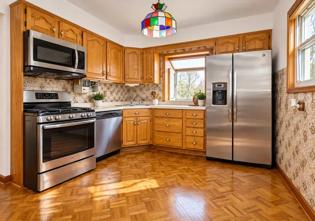 Photo 3 of Single family home for sale at 352 W Graham Ave, Lombard, IL 60148 | MLS# 12766036 | Listing updated on 2026-09-27