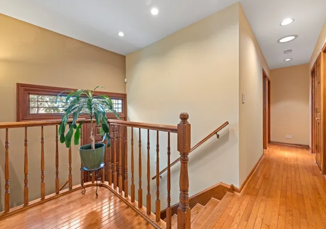 Photo 2 of Single family home for sale at 9121 Forest Dr, Hickory Hills, IL 60457 | MLS# 12766044 | Listing updated on 2026-09-30