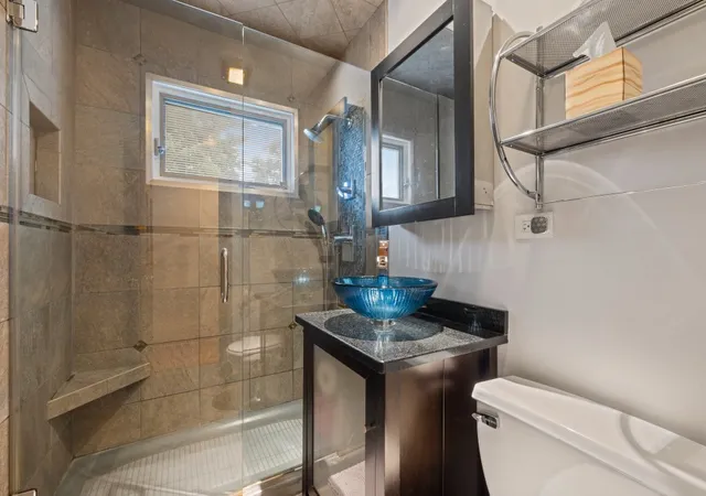 Photo 4 of Single family home for sale at 9121 Forest Dr, Hickory Hills, IL 60457 | MLS# 12766044 | Listing updated on 2026-09-30