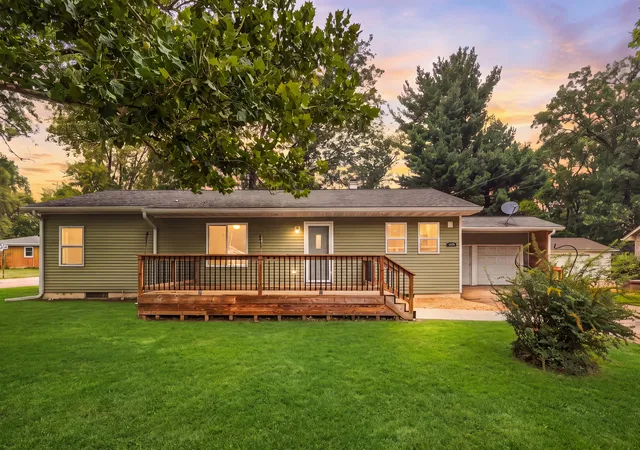 Single family home for sale at 1615 Dorothy St, Dixon, IL 61021 | MLS# 12766093