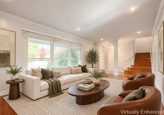 Photo 2 of Single family home for sale at 2703 N Brighton Pl, Arlington Heights, IL 60004 | MLS# 12766099 | Listing updated on 2026-10-29