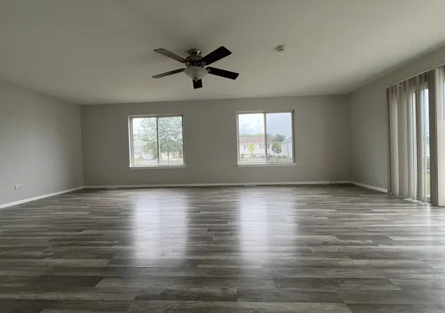 Photo 3 of Single family home for sale at 1101 N 129th Infantry Dr, Joliet, IL 60435 | MLS# 12766105 | Listing updated on 2026-09-24