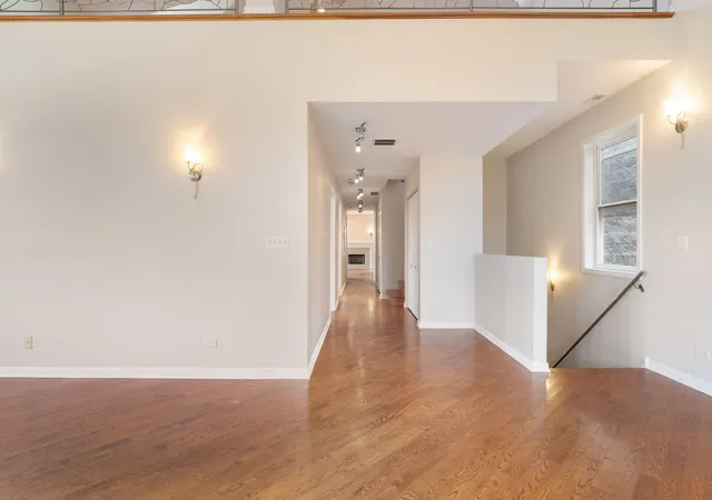 Photo 3 of Condo for sale at 4427 S Oakenwald Ave #4, Chicago, IL 60653 | MLS# 12766107 | Listing updated on 2026-10-02