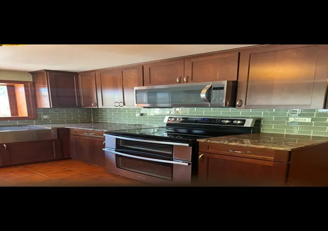 Photo 3 of Single family home for sale at 11255 S Albany Ave, Chicago, IL 60655 | MLS# 12766110 | Listing updated on 2026-09-23