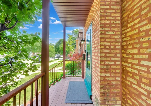 Photo 3 of Single family home for sale at 6725 W Albion Ave, Chicago, IL 60631 | MLS# 12766123 | Listing updated on 2026-10-02