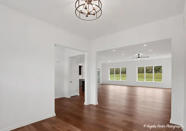 Photo 4 of Single family home for sale at 2907 Pioneer Oaks Dr, Ringwood, IL 60072 | MLS# 12766131 | Listing updated on 2026-10-05