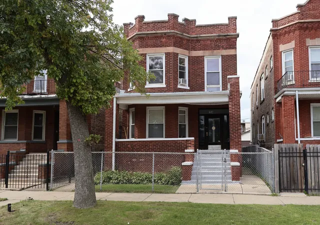 Multi family home for sale at 154 N Lamon Ave, Chicago, IL 60644 | MLS# 12766143