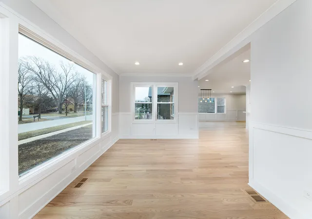 Photo 2 of Single family home for sale at 8110 Lockwood Ave, Burbank, IL 60459 | MLS# 12766148 | Listing updated on 2026-09-24
