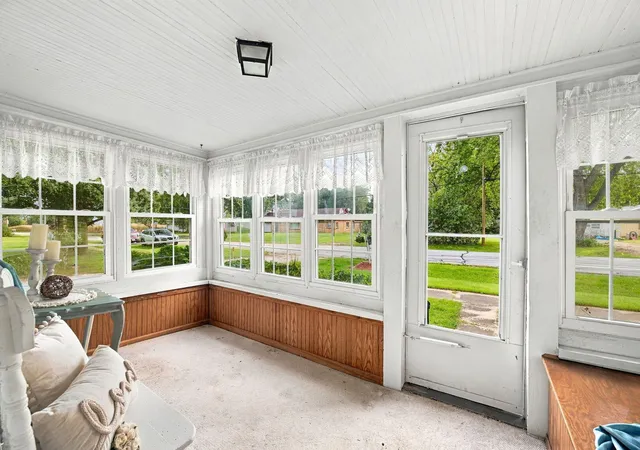 Photo 3 of Single family home for sale at 306 N Canal St, Newark, IL 60541 | MLS# 12766171 | Listing updated on 2026-10-05