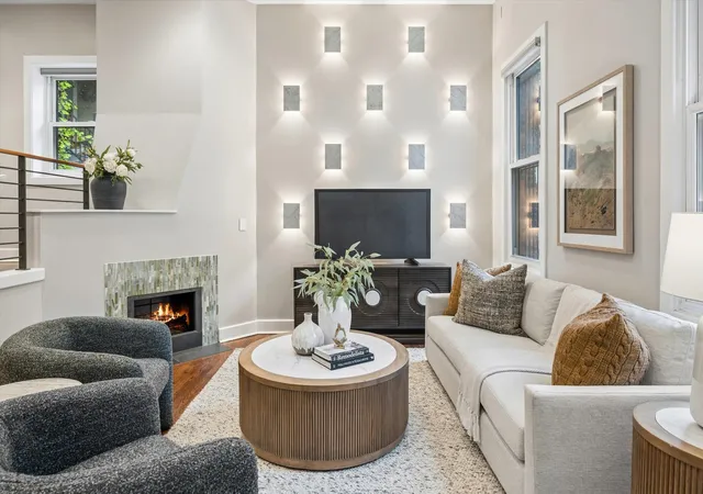 Photo 3 of Condo for sale at 1845 N Halsted St #1, Chicago, IL 60614 | MLS# 12766174 | Listing updated on 2026-09-29