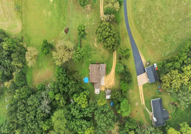 Photo 4 of Sale Pending at 2353 S Watertown Rd, Oregon, IL 61061 | MLS# 12766183 | Listing updated on 2026-10-01