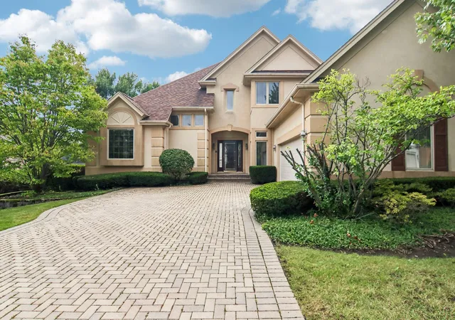Single family home for sale at 1167 S Hiddenbrook Trl, Palatine, IL 60067 | MLS# 12766184