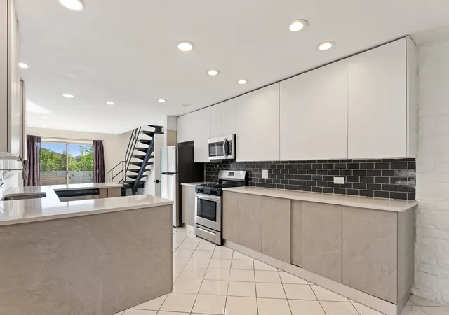 Photo 4 of Single family home for sale at 4945 N Neva Ave, Chicago, IL 60656 | MLS# 12766194 | Listing updated on 2026-09-28