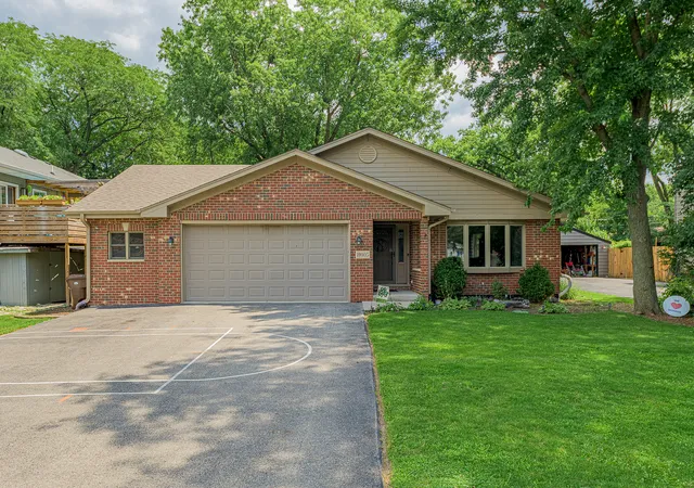 Single family home for sale at 19905 Center St, Mokena, IL 60448 | MLS# 12766196