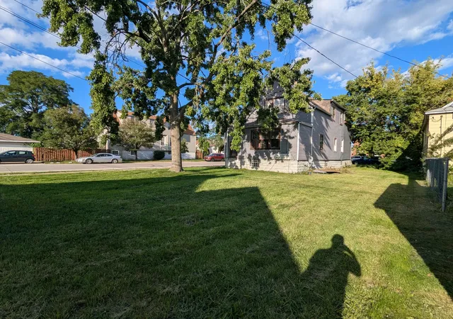 Photo 3 of Multi family home for sale at 10700 S Ave M, Chicago, IL 60617 | MLS# 12766200 | Listing updated on 2026-09-28