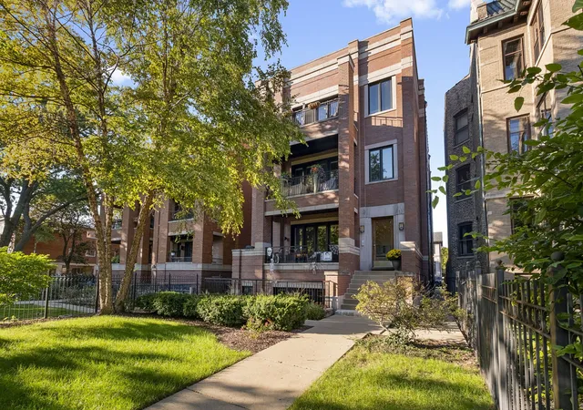 Condo for sale at 2550 W Logan Blvd #3F, Chicago, IL 60647 | MLS# 12766201
