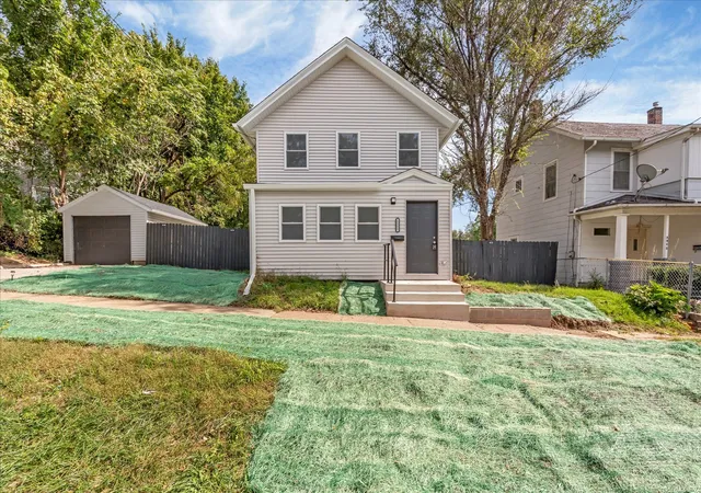 Photo 3 of Single family home for sale at 1111 Gaines St, Davenport, IA 52804 | MLS# 12766209 | Listing updated on 2026-10-20