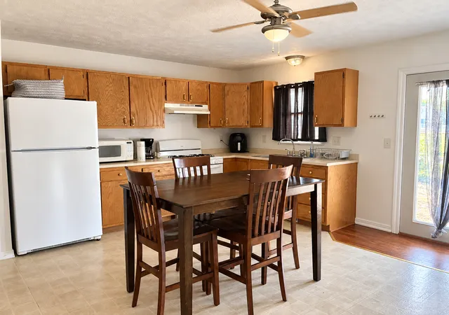 Photo 3 of Multi family home for sale at 403 N Finis St, Virden, IL 62690 | MLS# 12766212 | Listing updated on 2026-10-08