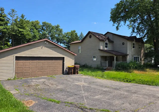 Photo 1 of Single family home for sale at 8404 Dorr Rd, Wonder Lake, IL 60097 | MLS# 12766230 | Listing updated on 2026-09-28