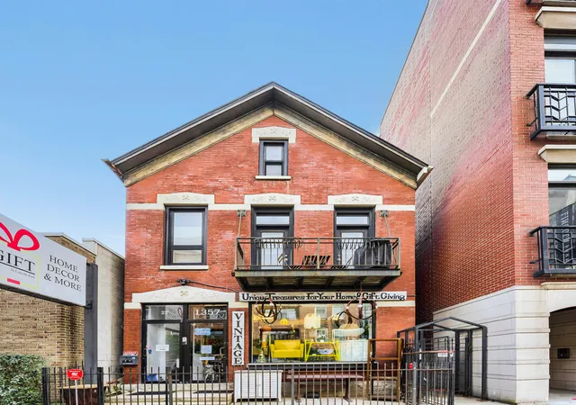 Condo for sale at 1357 W Fullerton Ave #B, Chicago, IL 60614 | MLS# 12766231