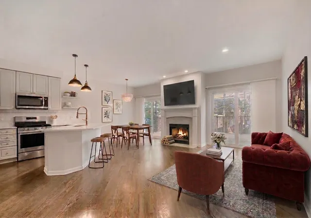 Photo 1 of Condo for sale at 1357 W Fullerton Ave #B, Chicago, IL 60614 | MLS# 12766231 | Listing updated on 2026-09-29