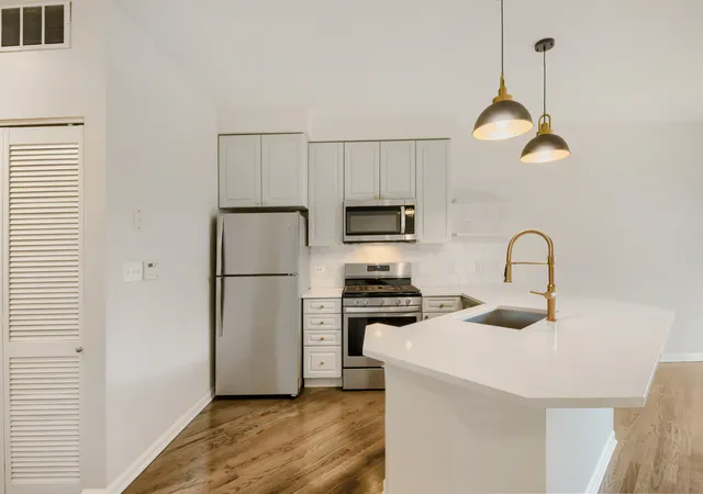 Photo 2 of Condo for sale at 1357 W Fullerton Ave #B, Chicago, IL 60614 | MLS# 12766231 | Listing updated on 2026-09-29