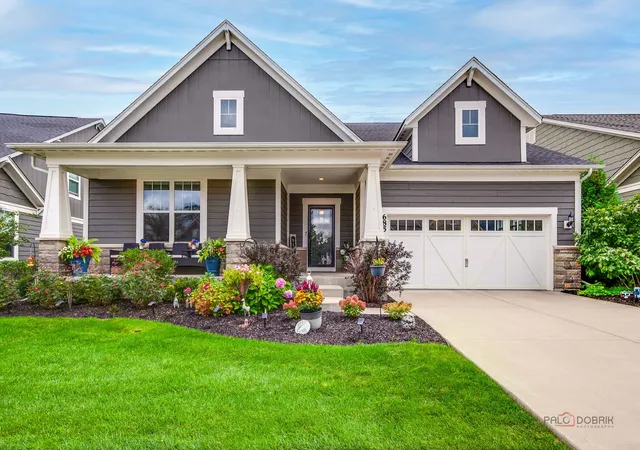 Single family home for sale at 685 Insull Dr, Vernon Hills, IL 60061 | MLS# 12766276