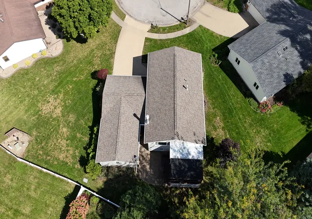 Photo 3 of Single family home for sale at 701 N Mohave Dr, Pontiac, IL 61764 | MLS# 12766280 | Listing updated on 2026-10-01
