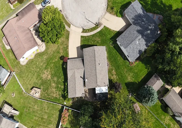 Photo 4 of Single family home for sale at 701 N Mohave Dr, Pontiac, IL 61764 | MLS# 12766280 | Listing updated on 2026-10-01