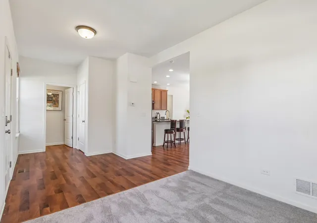 Photo 4 of Single family home for sale at 2009 Mayfair Dr, Island Lake, IL 60042 | MLS# 12766286 | Listing updated on 2026-10-07