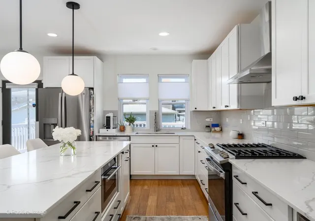 Photo 2 of Single family home for sale at 3520 W Melrose St, Chicago, IL 60618 | MLS# 12766291 | Listing updated on 2026-09-22