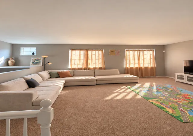 Photo 4 of Townhouse for sale at 1907 Indian Hl Ln, Aurora, IL 60503 | MLS# 12766305 | Listing updated on 2026-09-23