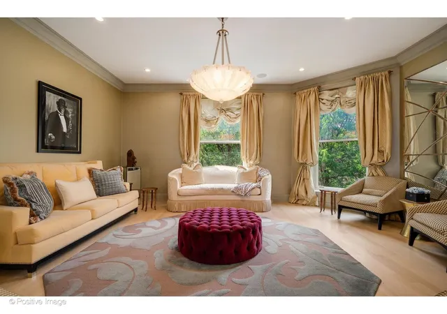 Photo 4 of Condo for sale at 1919 S Prairie Ave #3, Chicago, IL 60616 | MLS# 12766311 | Listing updated on 2026-09-28
