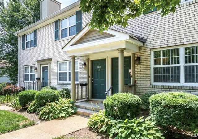 Condo for sale at 1441 Thrush Pl #1441, St. Louis, MO 63144 | MLS# 12766330
