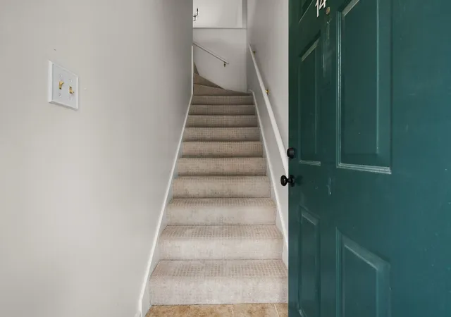 Photo 2 of Condo for sale at 1441 Thrush Pl #1441, St. Louis, MO 63144 | MLS# 12766330 | Listing updated on 2026-10-06