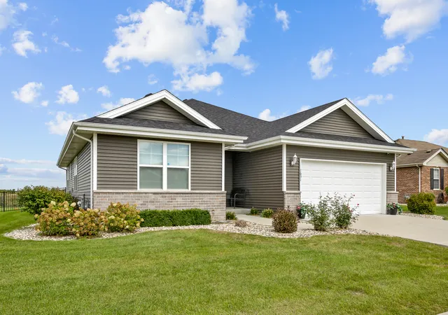 Photo 3 of Single family home for sale at 1631 Condor Dr, Manteno, IL 60950 | MLS# 12766333 | Listing updated on 2026-09-28