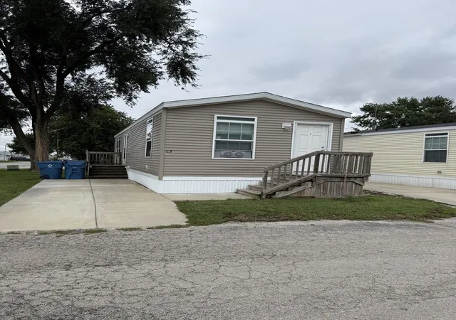 Photo 2 of Manufactured home for sale at 1335 Arthur Burch Dr #03, Bourbonnais, IL 60914 | MLS# 12766339 | Listing updated on 2026-09-29