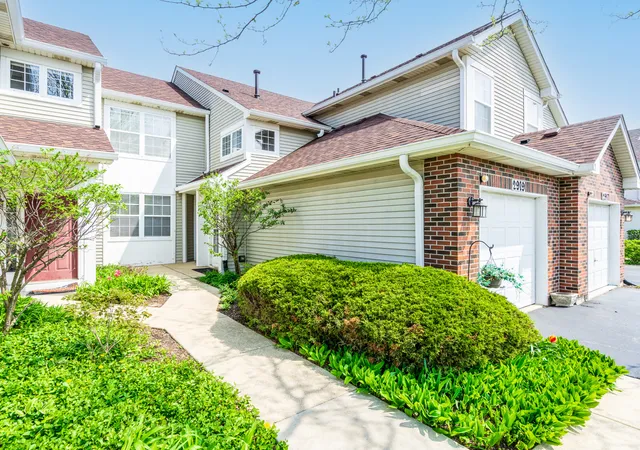 Photo 1 of Condo for sale at 2917 Stockton Ct #2917, Naperville, IL 60564 | MLS# 12766350 | Listing updated on 2026-09-22
