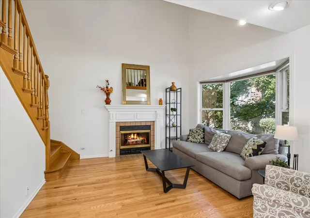 Photo 3 of Townhouse for sale at 812 Chestnut St #B, Deerfield, IL 60015 | MLS# 12766362 | Listing updated on 2026-10-07