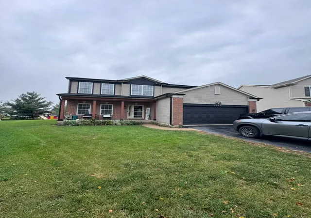 Photo 2 of Single family home for sale at 3385 Silver City Ct, Montgomery, IL 60538 | MLS# 12766366 | Listing updated on 2026-10-22