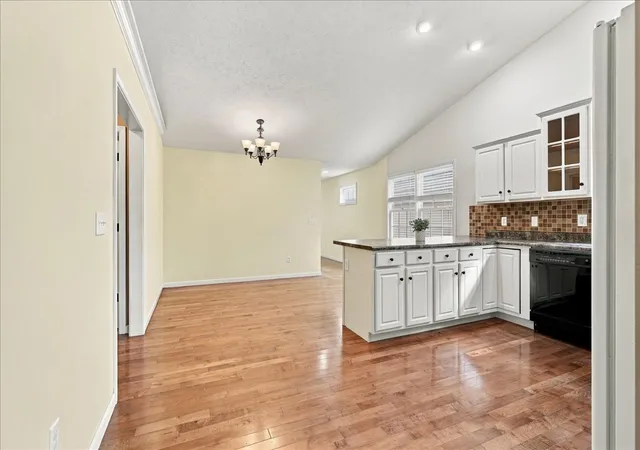 Photo 3 of Sale Pending at 1524 Belclare Rd, Normal, IL 61761 | MLS# 12766374 | Listing updated on 2026-10-03