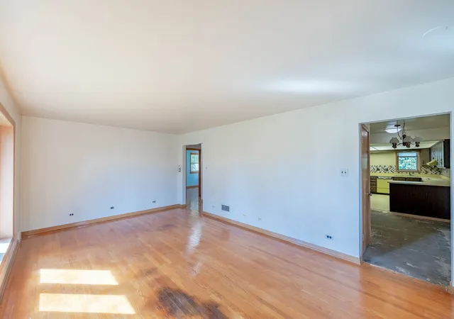 Photo 1 of Single family home for sale at 4510 N Oak St, Norridge, IL 60706 | MLS# 12766390 | Listing updated on 2026-09-29