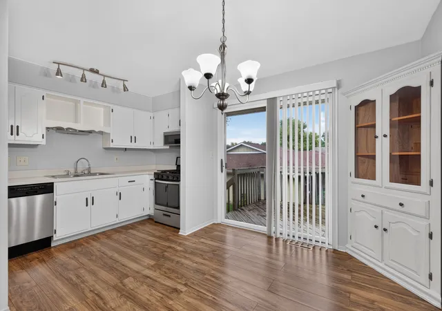Photo 3 of House for sale at 1520 Adams St, Ottawa, IL 61350 | MLS# 12766398 | Listing updated on 2026-10-04