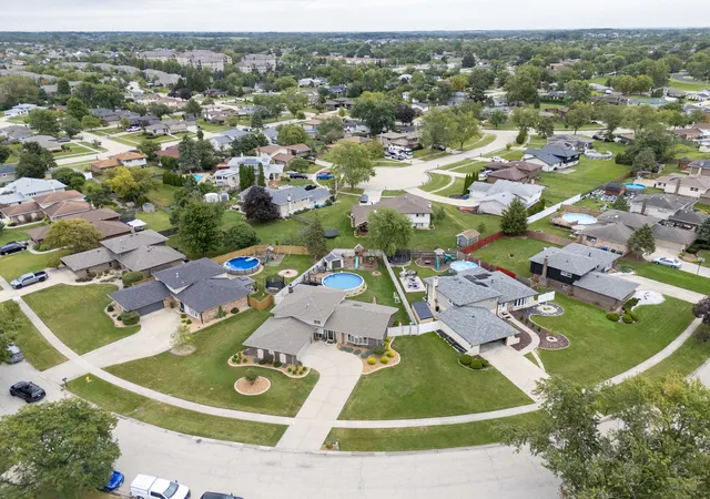 Photo 3 of Single family home for sale at 14117 Garavogue Ave, Orland Park, IL 60467 | MLS# 12766399 | Listing updated on 2026-09-25