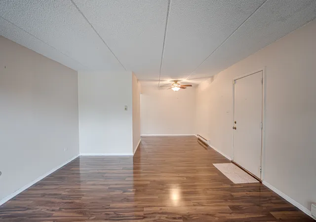 Photo 3 of Condo for sale at 611 N Briar Hl Ln #1, Addison, IL 60101 | MLS# 12766403 | Listing updated on 2026-09-24