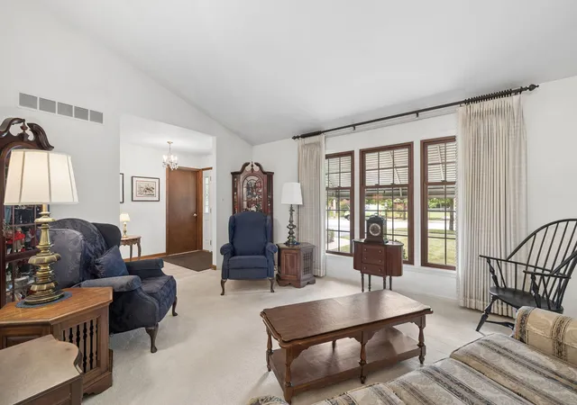 Photo 2 of Single family home for sale at 4153 Cumnor Rd, Downers Grove, IL 60515 | MLS# 12766438 | Listing updated on 2026-10-29