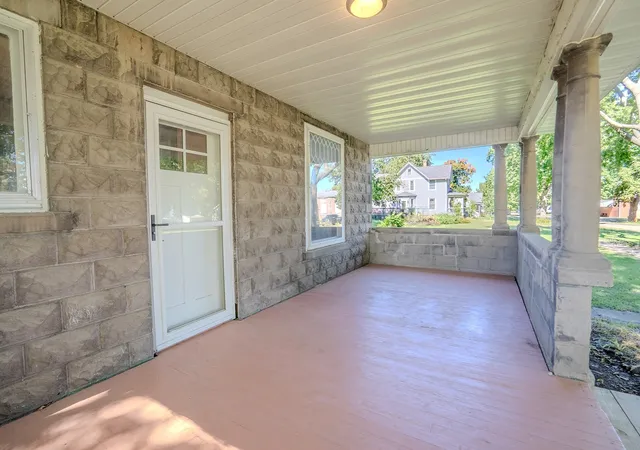 Photo 3 of Sale Pending at 507 S Griffin St, Armington, IL 61721 | MLS# 12766439 | Listing updated on 2026-10-22