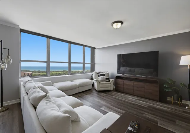 Photo 4 of Condo for sale at 655 W Irving Park Rd #3404, Chicago, IL 60613 | MLS# 12766447 | Listing updated on 2026-09-22