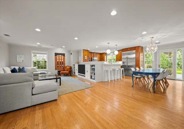 Photo 4 of Single family home for sale at 1255 Warrington Rd, Deerfield, IL 60015 | MLS# 12766450 | Listing updated on 2026-09-25
